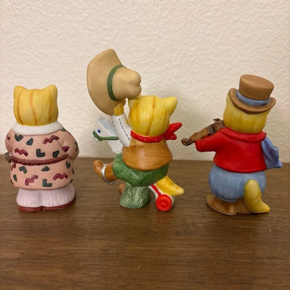 Schmid Kitty Cucumber JR Buster - Set Of 3 - Calico Kitty Figurines